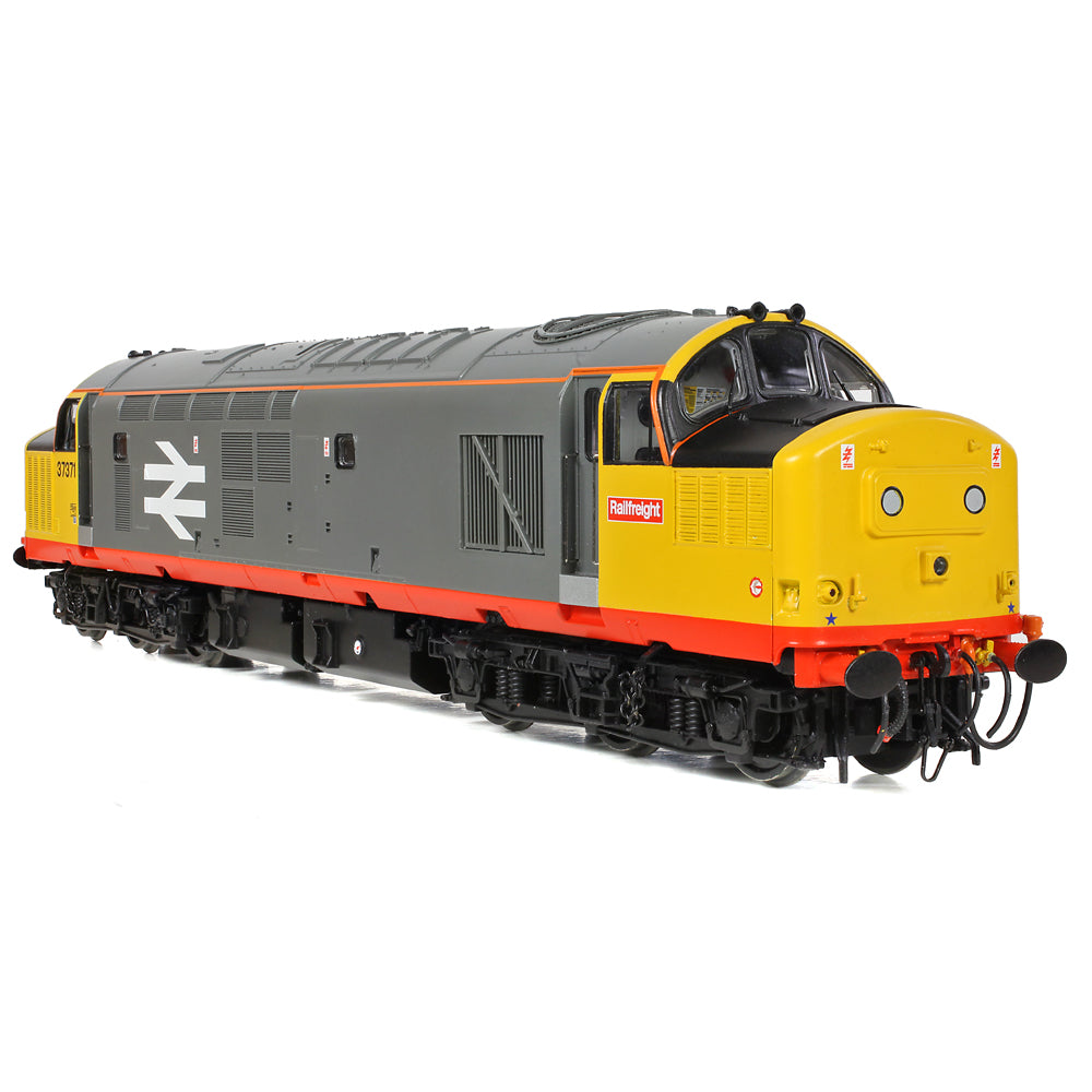 Bachmann 35-305 - Class 37/0 37371 BR Railfreight (Red Stripe)