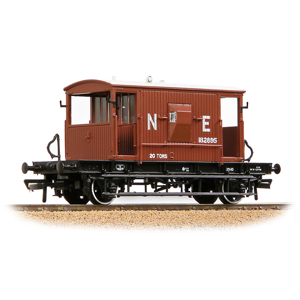 Bachmann 37-529C - LNER 20 Ton Brake Van LNER Bauxite