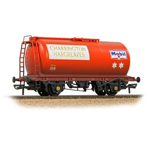 Bachmann 37-592A - BR 45T Class B TTA Tank Wagon 'Charrington Hargreaves/Mobil' Red (Weathered)