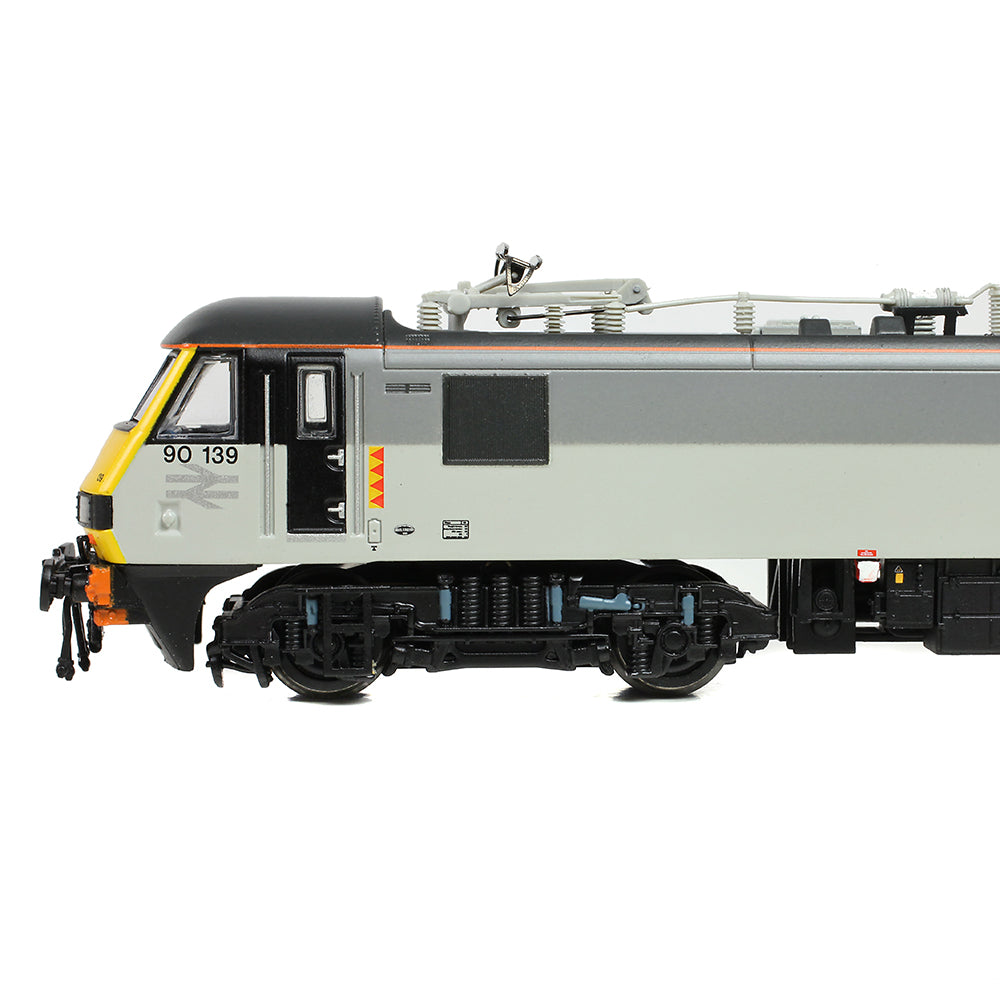 Graham Farish 371-781A - Class 90/1 90139 BR Railfreight Distribution