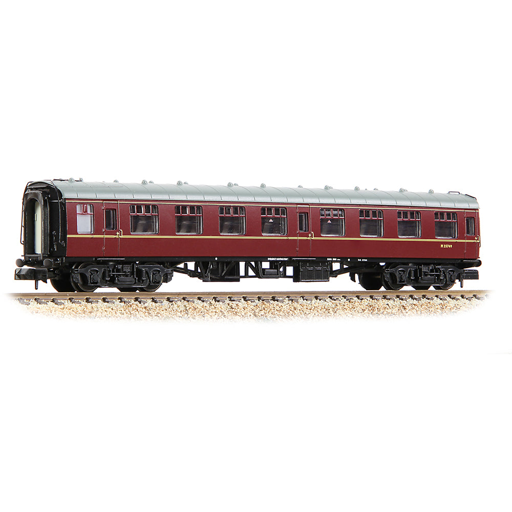 Graham Farish 374-061D - BR Mk1 SK Second Corridor BR Maroon