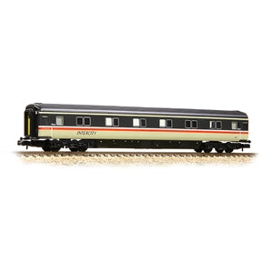 Graham Farish 374-478 - BR Mk3 Slep Sleeping Either Class With Pantry BR Intercity (Swallow)