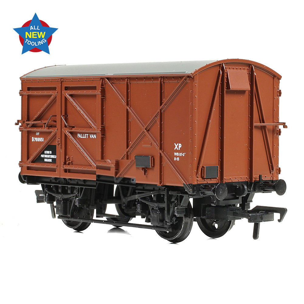 Bachmann 38-950 - BR 12T Palvan 'Pallet Van' BR Bauxite (Early)