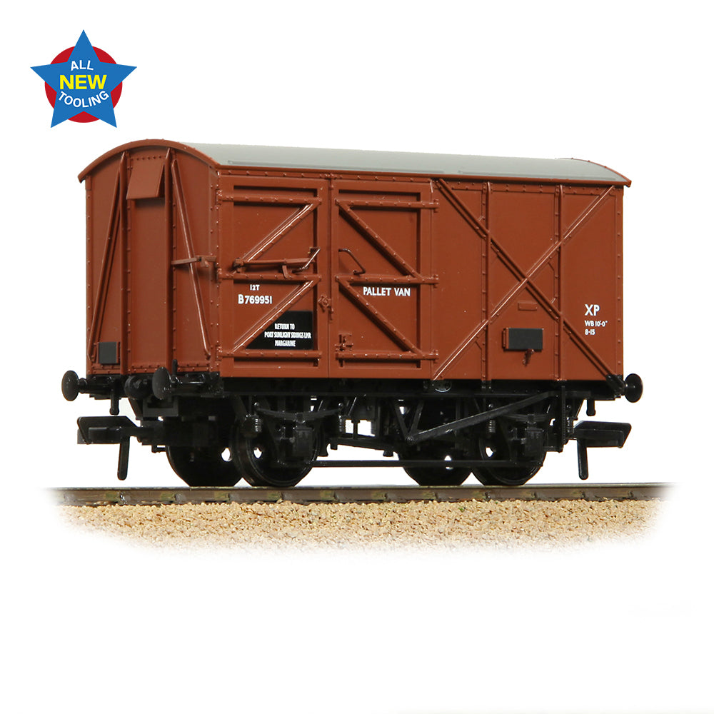 Bachmann 38-950 - BR 12T Palvan 'Pallet Van' BR Bauxite (Early)