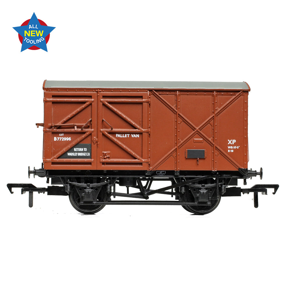 Bachmann 38-950A - BR 12T Palvan 'Pallet Van' BR Bauxite (Early)