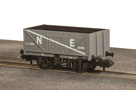 Peco NR-7001E - 7 Plank NE Open Wagon