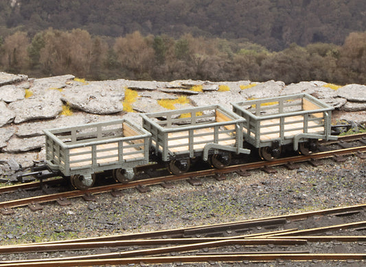 Peco O-16.5/NG7 Narrow Gauge Kits OR164 - Penrhyn Quarry Railway Slate Wagons (3) Laser-cut kits (NG7)