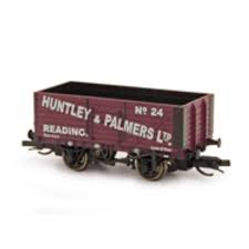 Peco TT:120 TTR-7010P - 7 Plank Open Wagon Huntley & Palmer