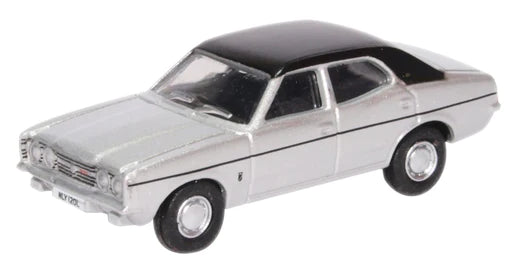 Oxford Diecast 76COR3008 - Ford Cortina MkIII Strato Silver