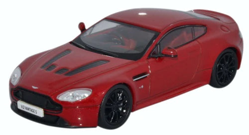 Oxford Diecast AMVT001 - Aston Martin V12 Vantage S Volcano Red