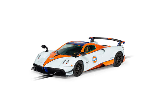 Scalextric C4335 - Pagani Huayra BC Roadster Gulf Edition