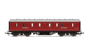 Hornby R4844 - BR (ex LMS) Passenger Brake 'M31137M'