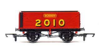 Hornby R6501 - Hornby 2010 Wagon 7 Plank Wagon