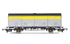 Hornby R6984 - BR Civil Link VDA Van No. DC200488