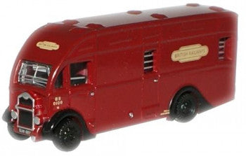 Oxford Diecast NAH001 - British Rail Albion Horsebox