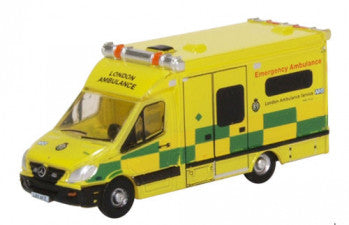 Oxford Diecast NMA002 - Mercedes Ambulance London Ambulance Service